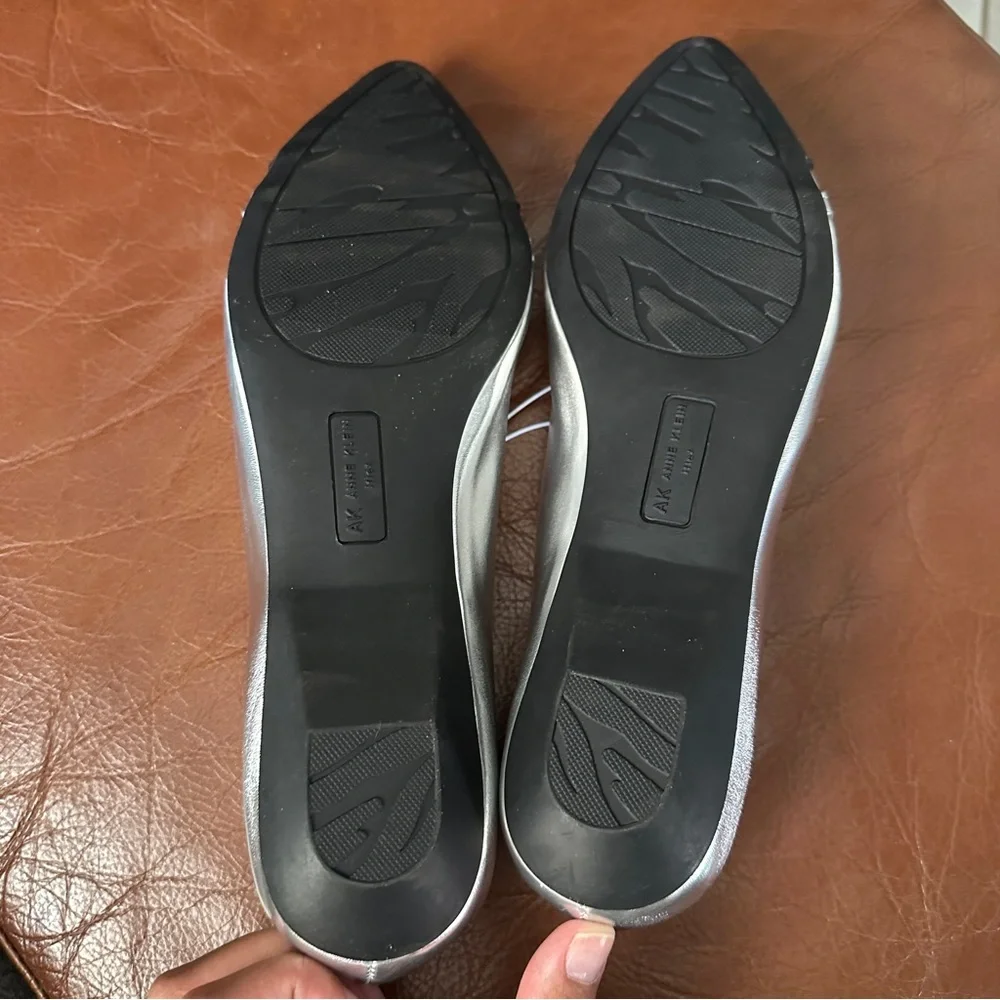 AK Anne Klein Silver and Black Flats